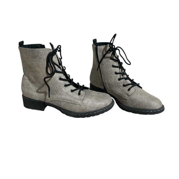 Very G, combat style boots - Picture 3 of 5